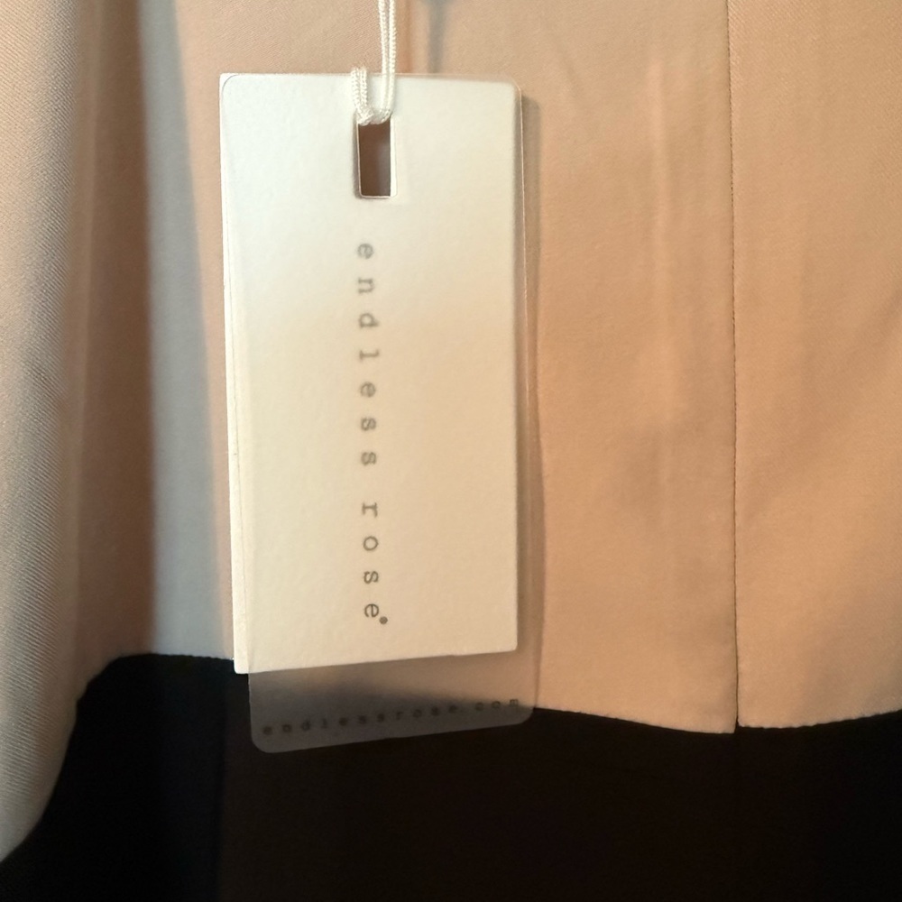 Endless Rose Cherie Color-block Black and Cream Two-Tone Jumpsuit - Picture 3 of 9